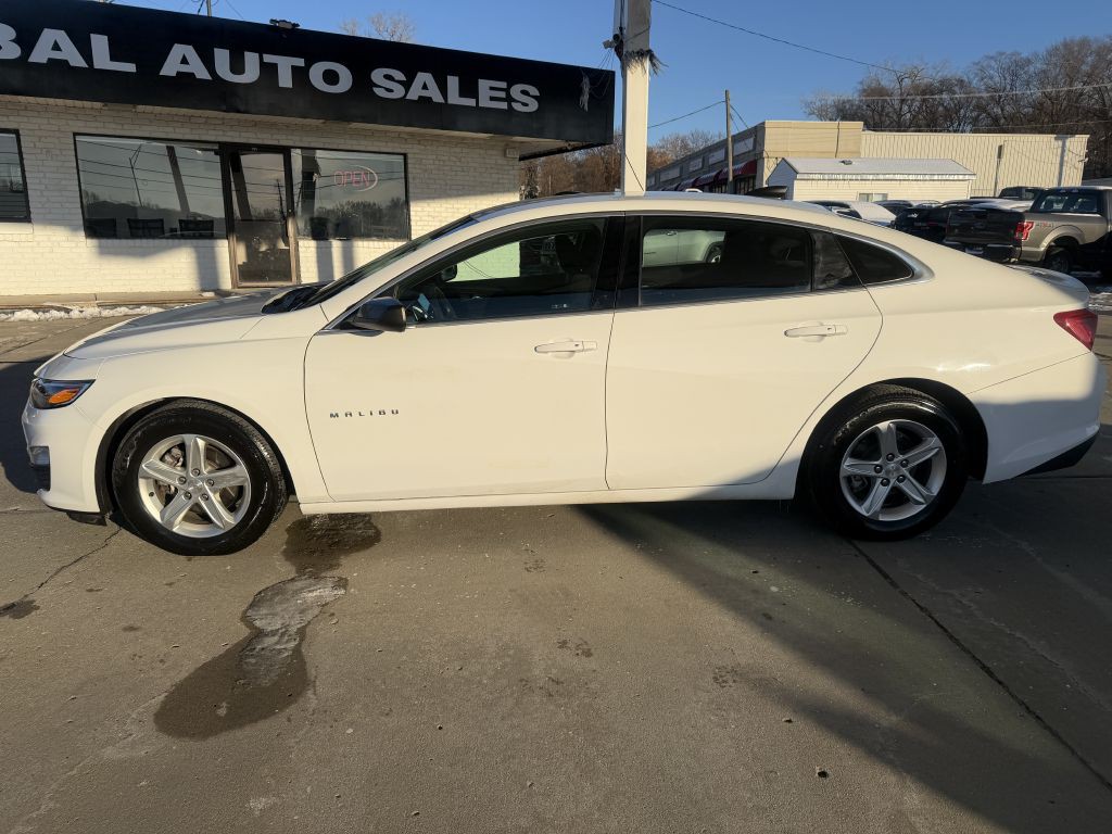 2023 Chevrolet Malibu Image 5