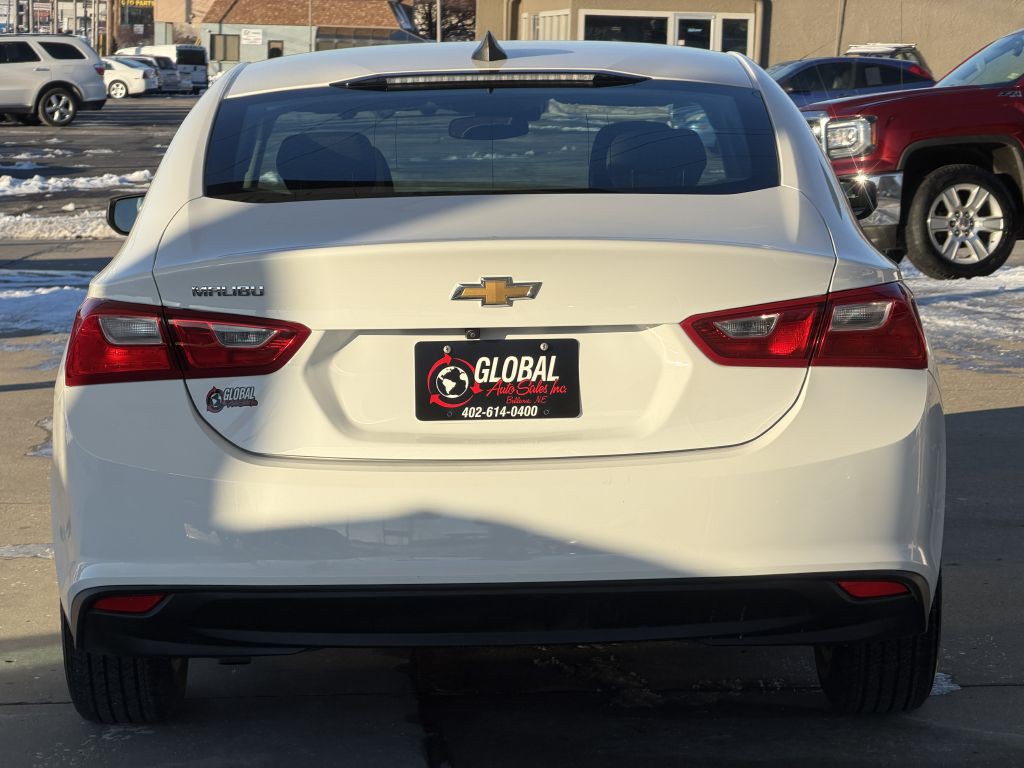 2023 Chevrolet Malibu Image 7