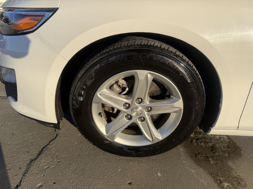 2023 Chevrolet Malibu Image 22