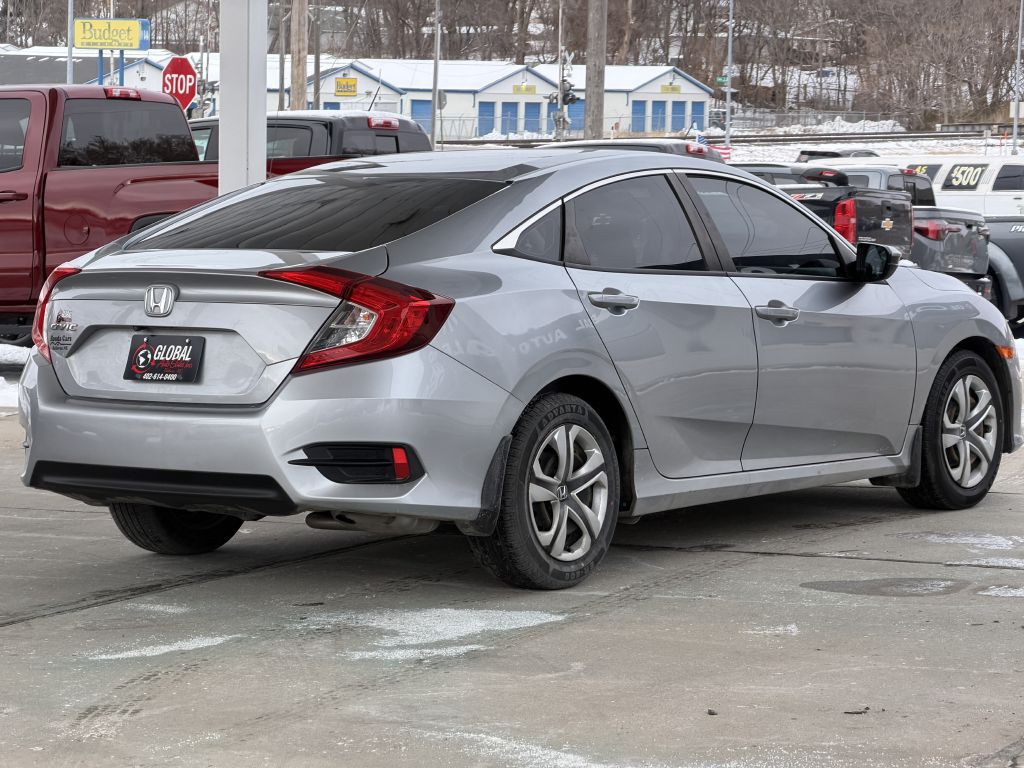 2018 Honda Civic Image 8
