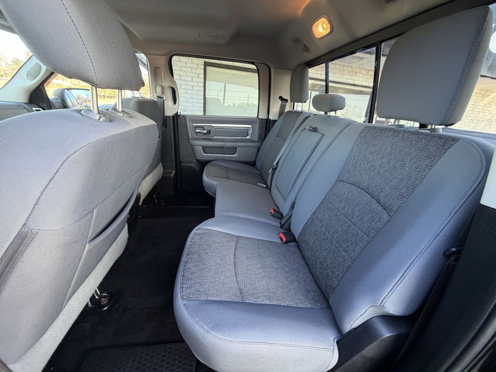 2016 RAM 2500 Image 11