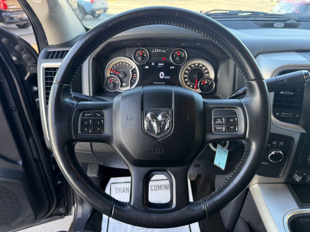 2016 RAM 2500 Image 12