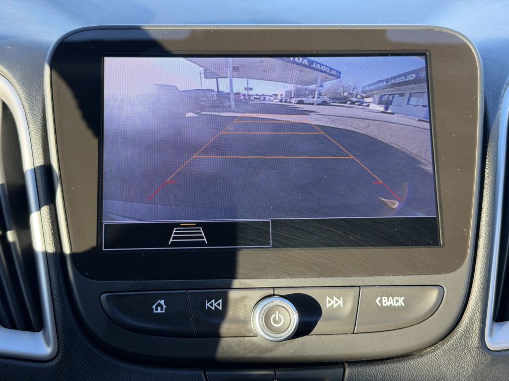 2022 Chevrolet Malibu Image 17