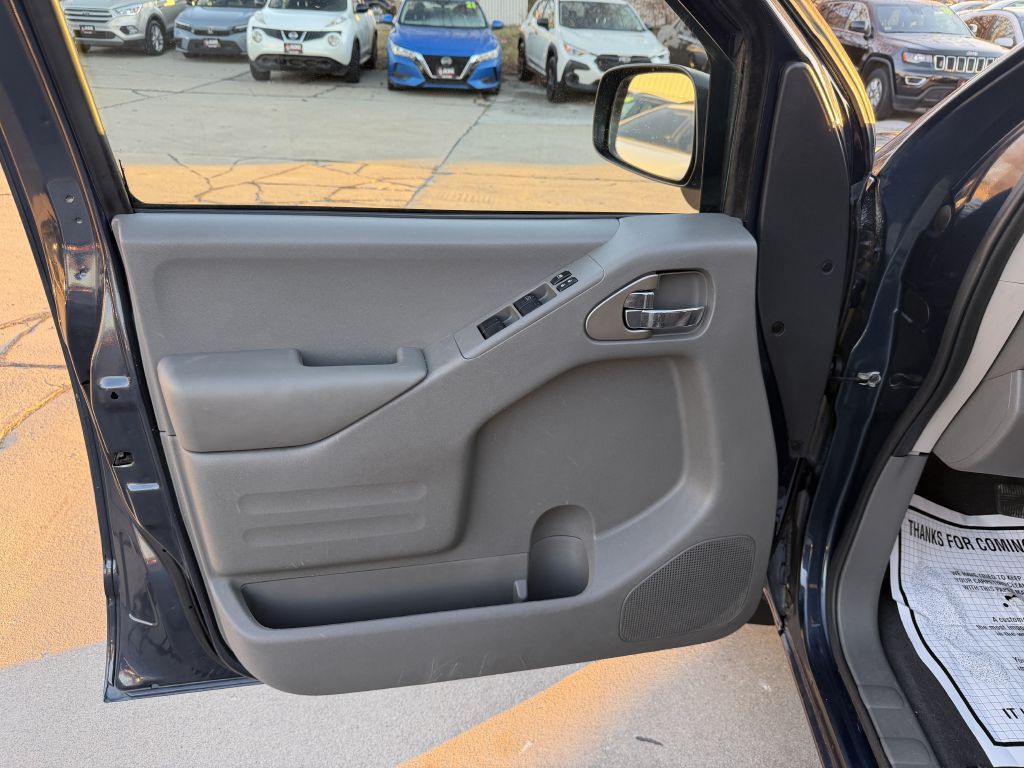 2019 Nissan Frontier Image 9