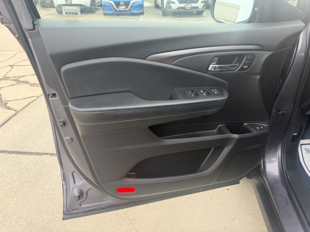 2021 Honda Passport Image 8