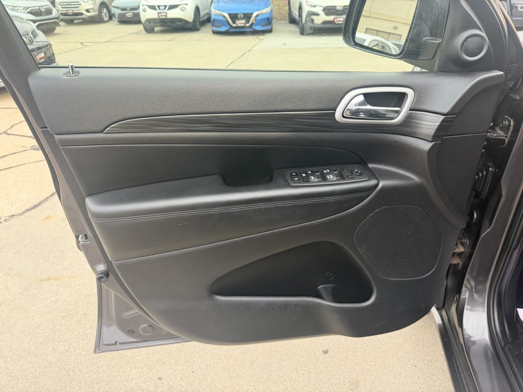 2021 Jeep Grand Cherokee Image 9