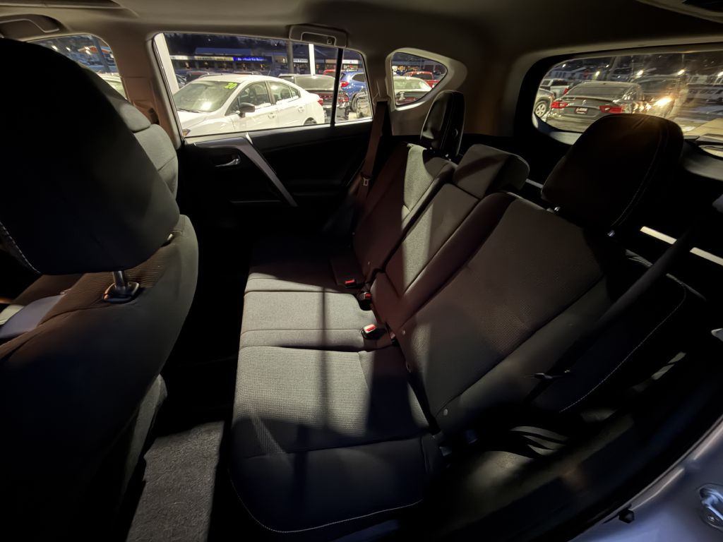 2018 Toyota Rav4 Image 10