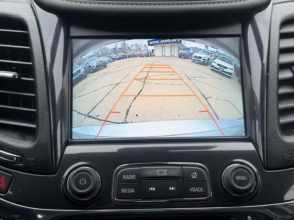 2017 Chevrolet Impala Image 17