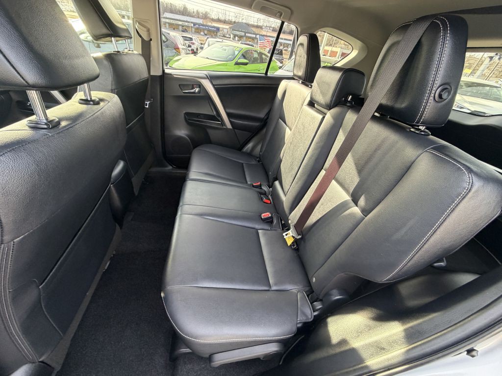 2018 Toyota Rav4 Image 11