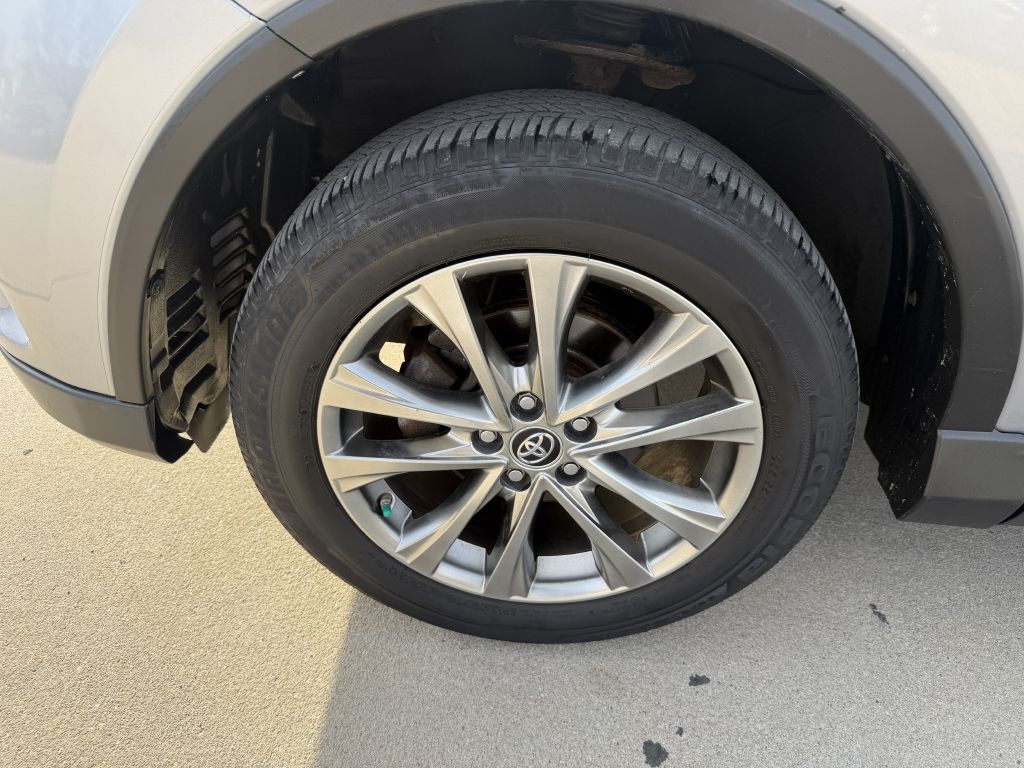 2018 Toyota Rav4 Image 20