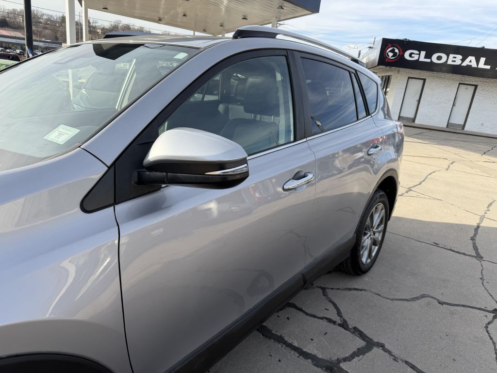 2018 Toyota Rav4 Image 21