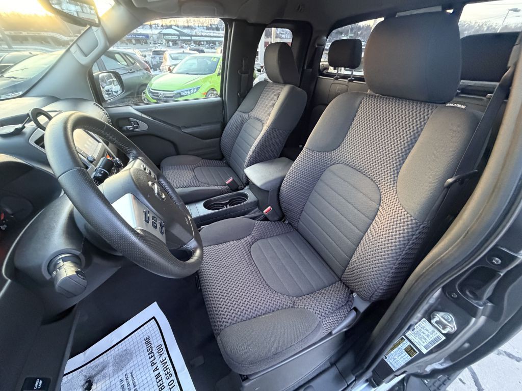 2019 Nissan Frontier Image 10