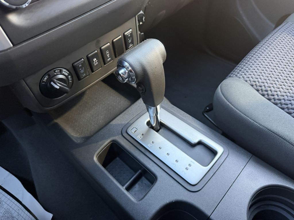 2019 Nissan Frontier Image 17