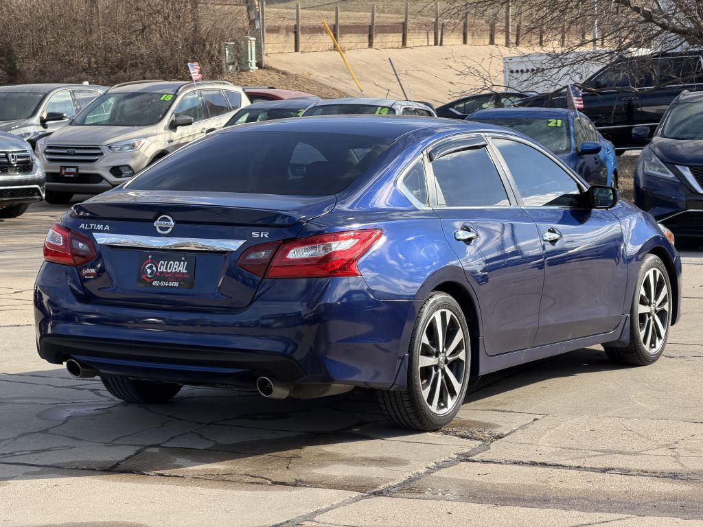 2017 Nissan Altima Image 6