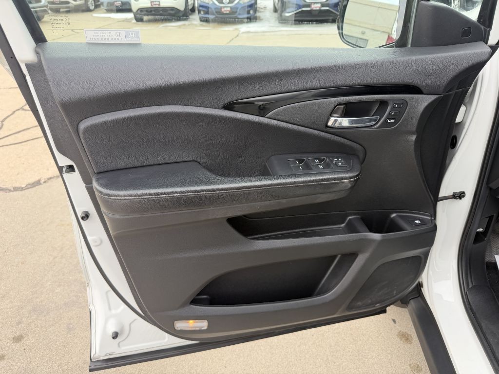 2020 Honda Ridgeline Image 10