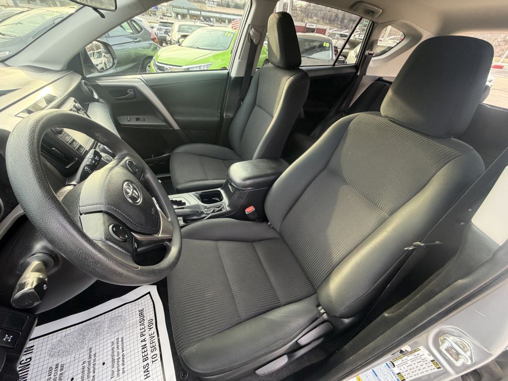 2016 Toyota Rav4 Image 10
