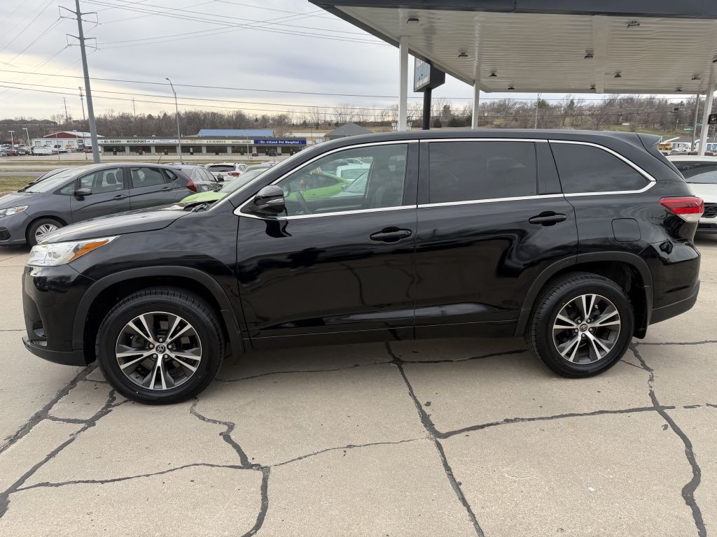 2018 Toyota Highlander Image 4
