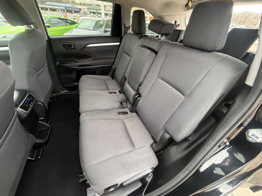 2018 Toyota Highlander Image 11