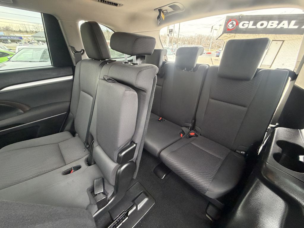 2018 Toyota Highlander Image 12