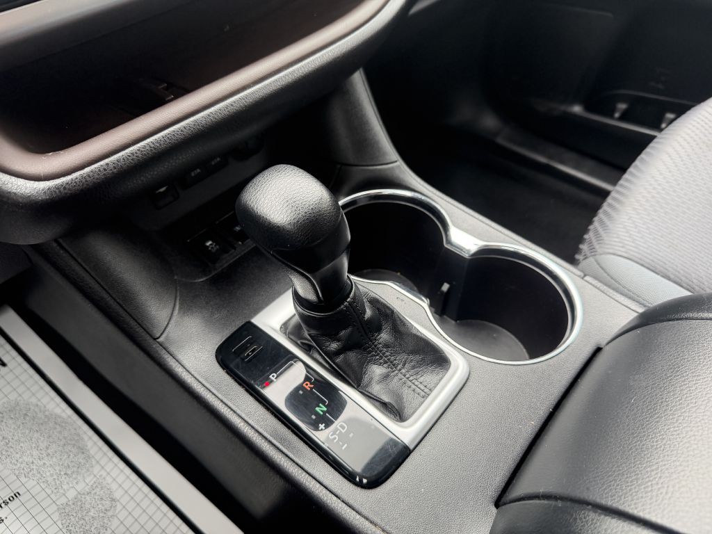 2018 Toyota Highlander Image 18