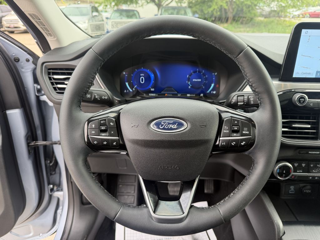 2022 Ford Escape Image 12