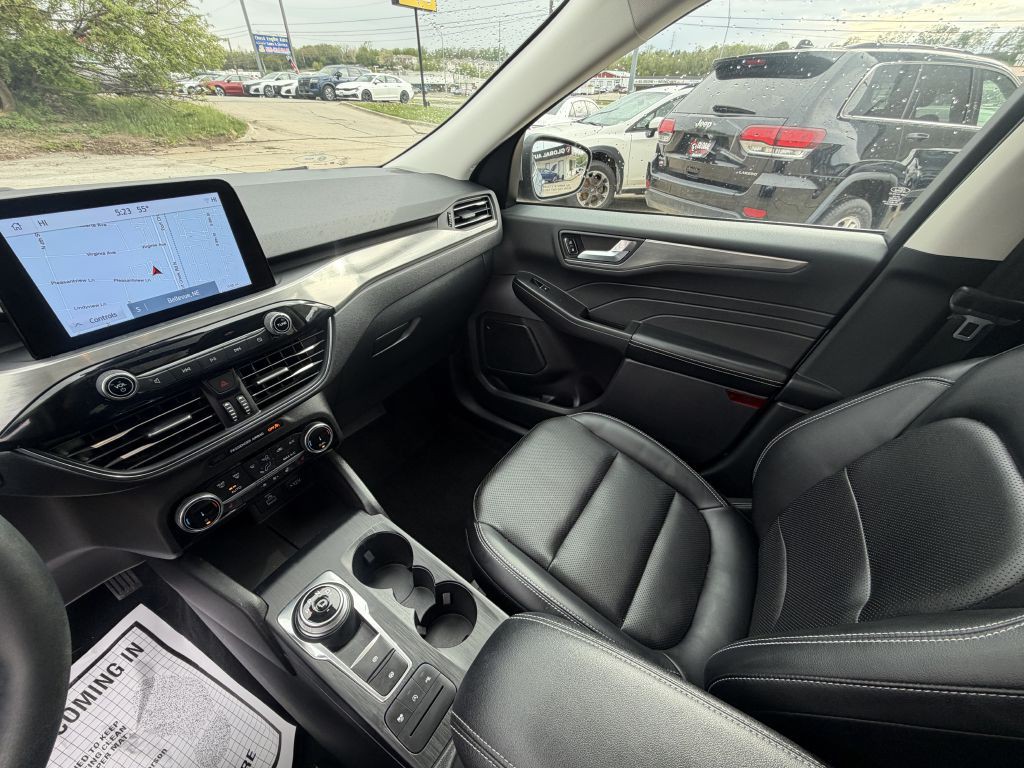 2022 Ford Escape Image 18