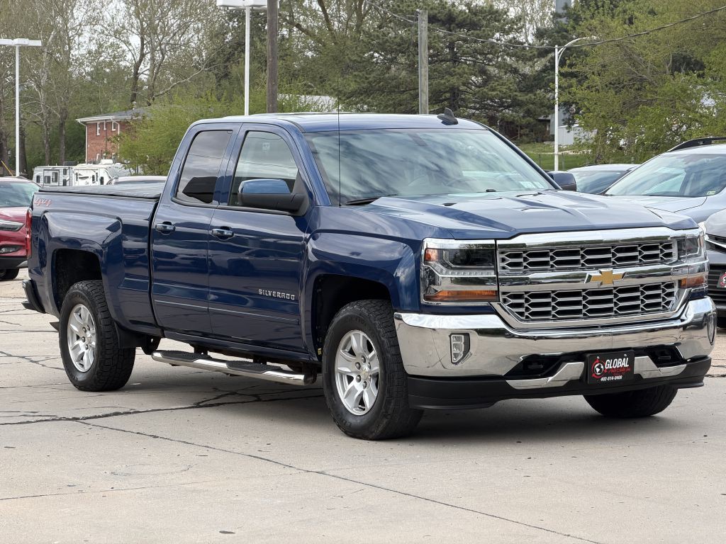 2018 Chevrolet Silverado 1500 Image 2