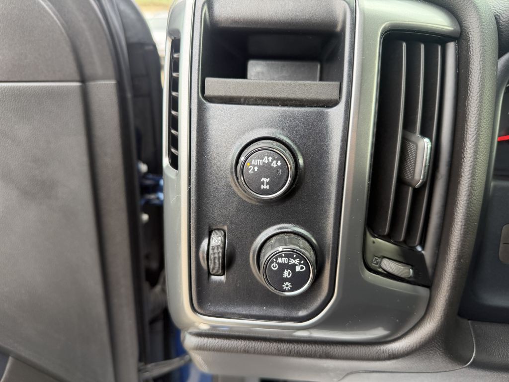 2018 Chevrolet Silverado 1500 Image 13
