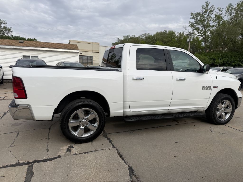 2017 RAM 1500 Image 7