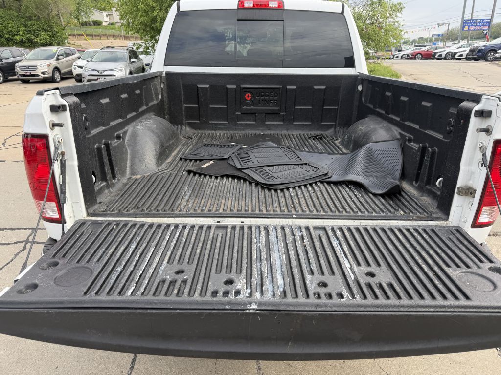 2017 RAM 1500 Image 8