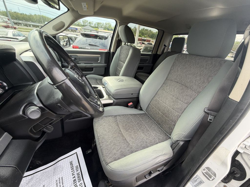 2017 RAM 1500 Image 10