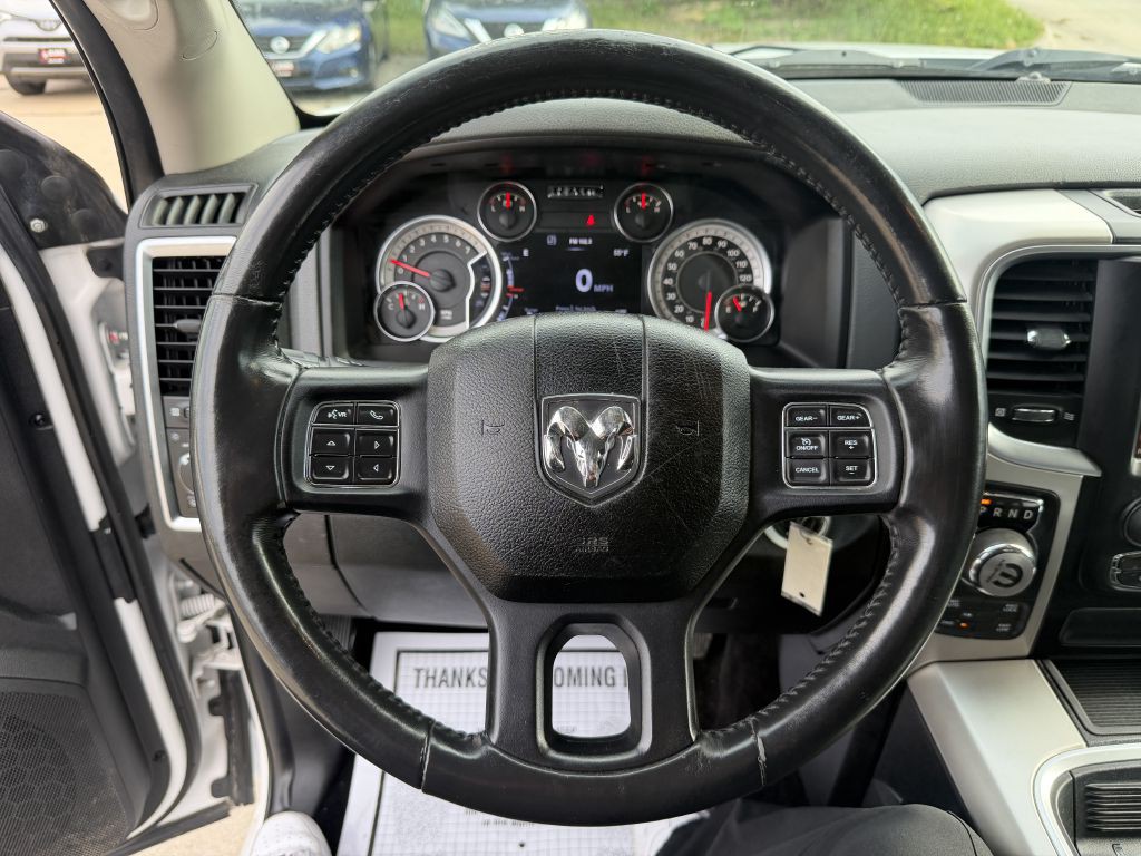 2017 RAM 1500 Image 12