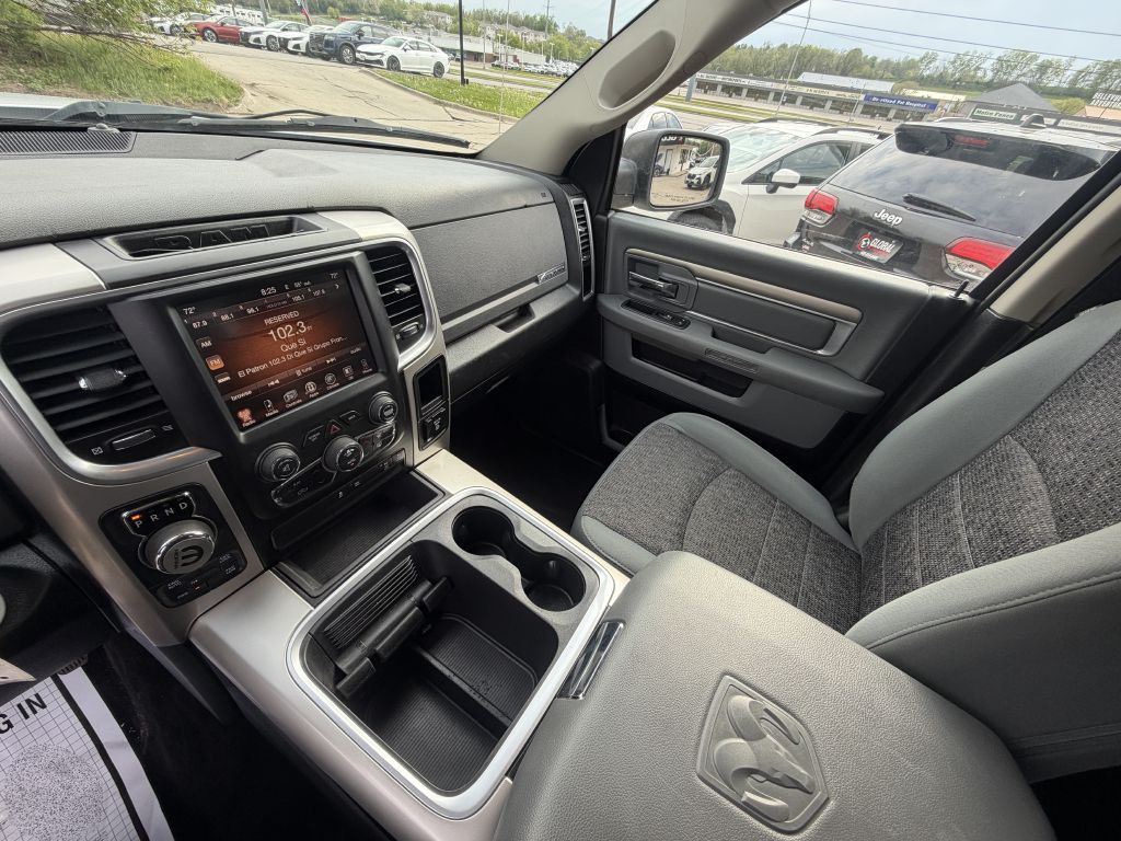 2017 RAM 1500 Image 16