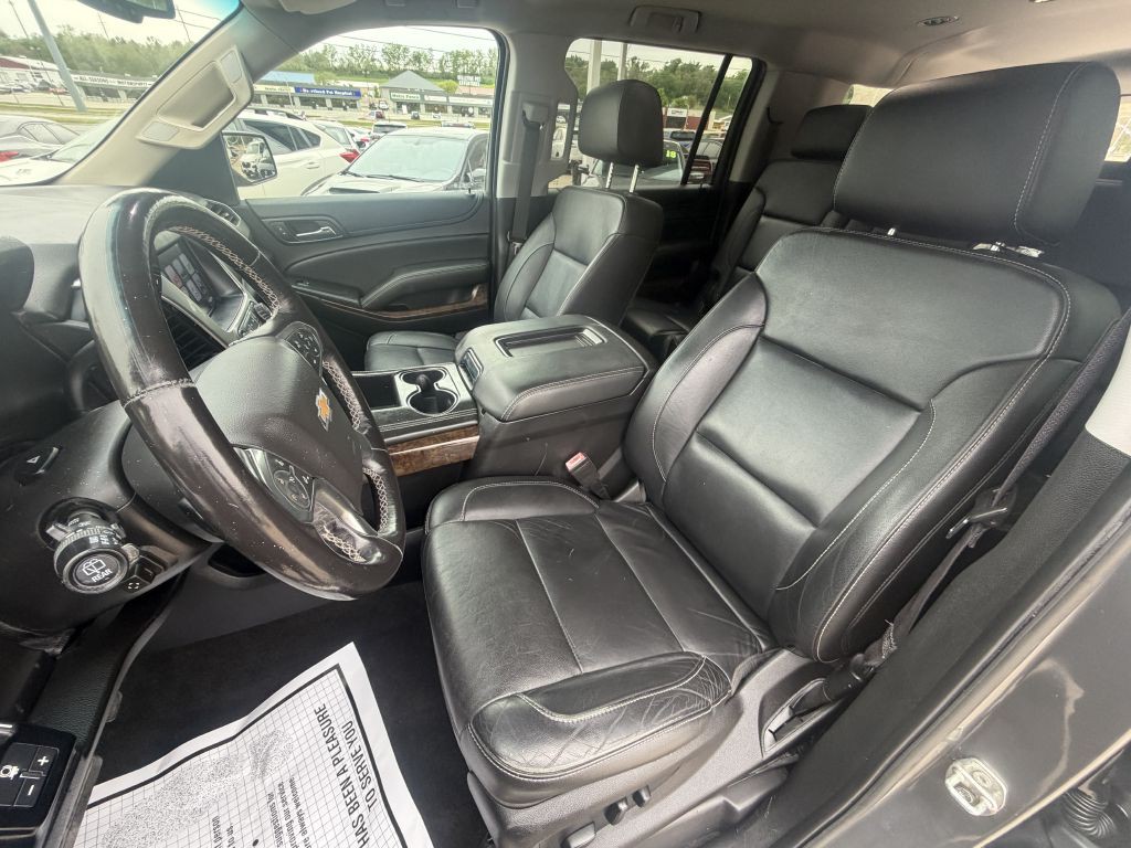 2018 Chevrolet Suburban Image 10