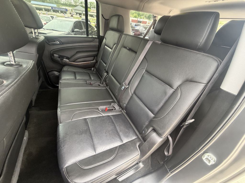 2018 Chevrolet Suburban Image 11
