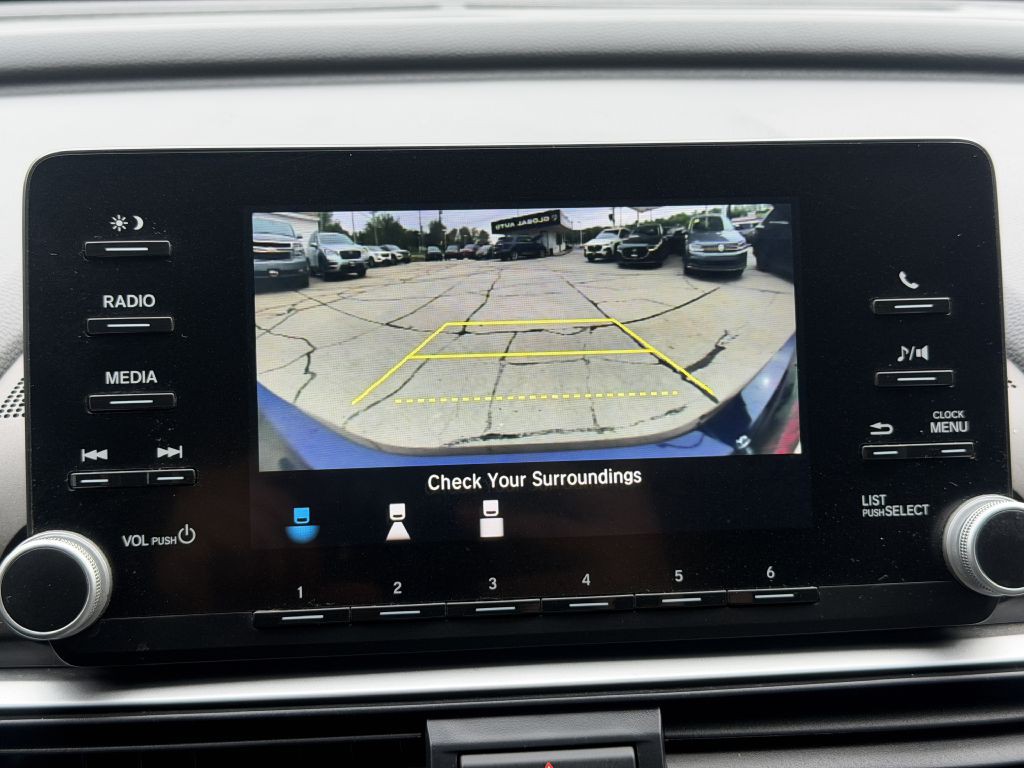 2020 Honda Accord Image 17