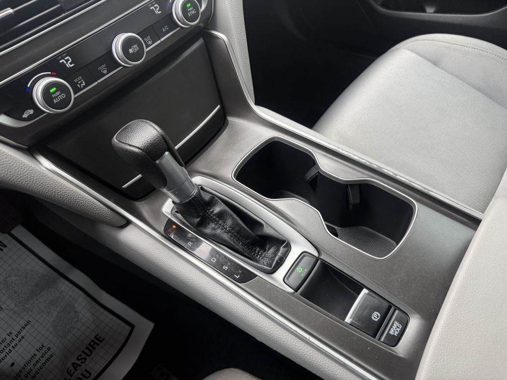 2020 Honda Accord Image 18
