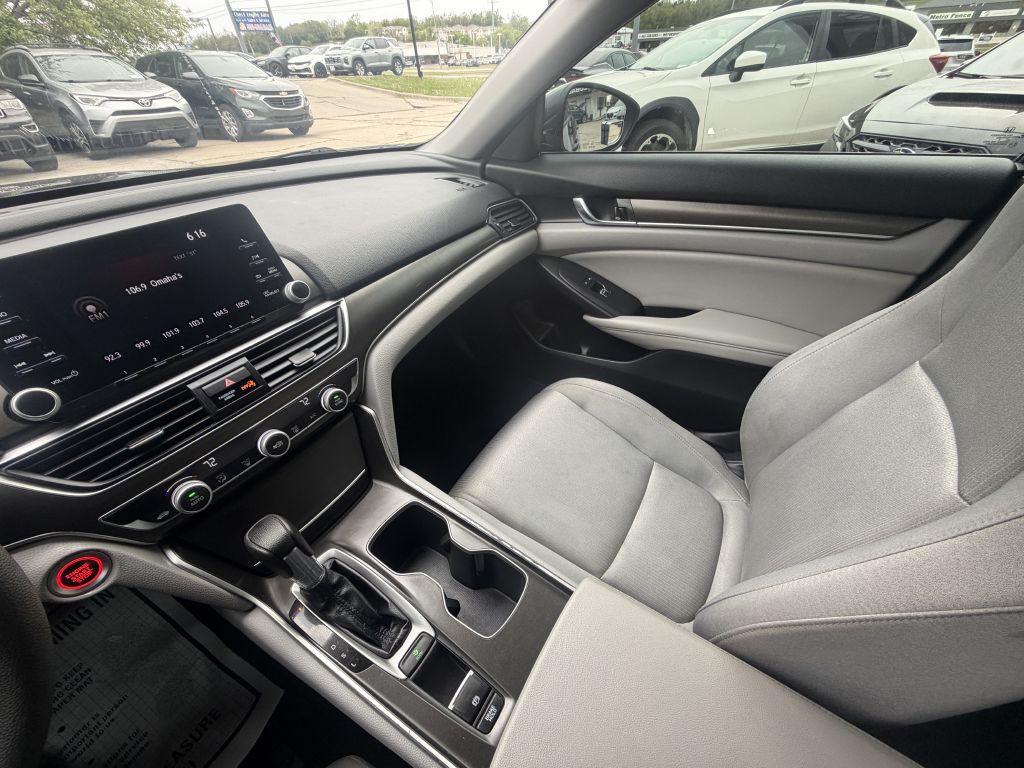 2020 Honda Accord Image 19