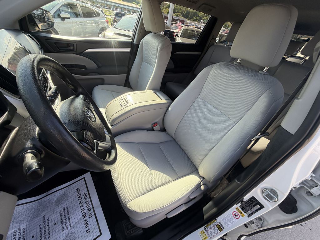 2019 Toyota Highlander Image 10