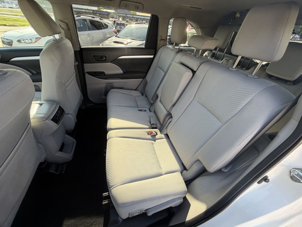 2019 Toyota Highlander Image 11