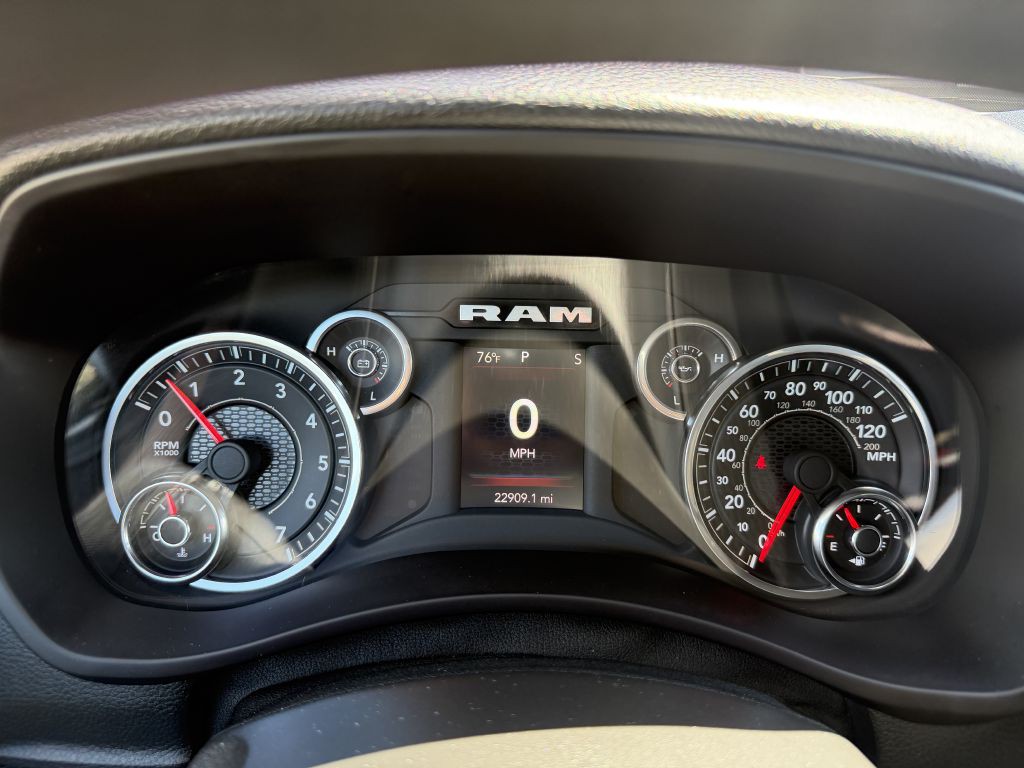 2023 RAM 2500 Image 13