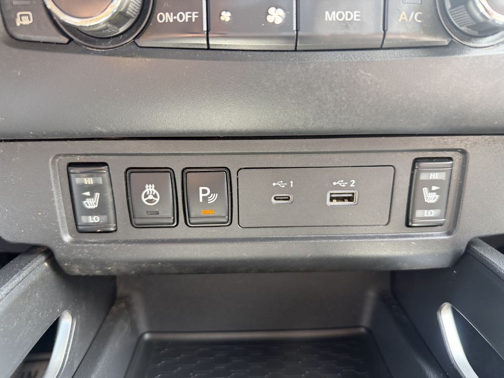 2023 Nissan Frontier Image 16