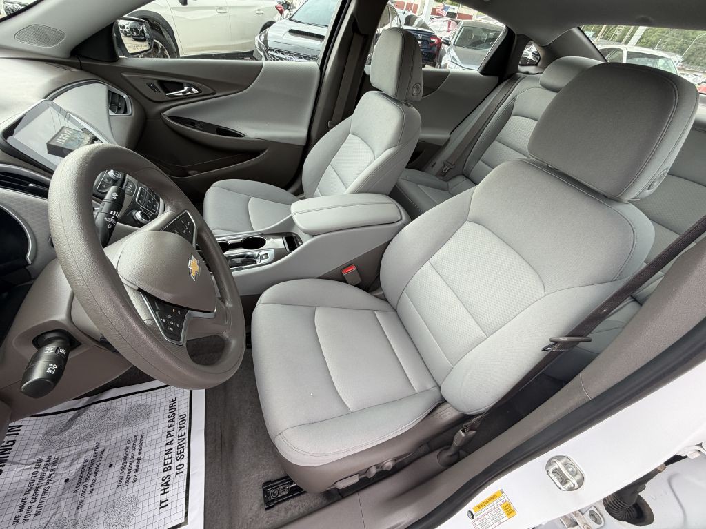 2024 Chevrolet Malibu Image 10