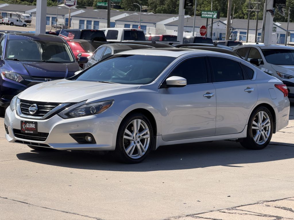 2016 Nissan Altima Image 3