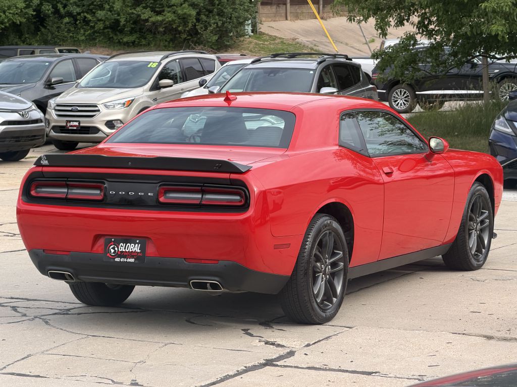 2019 Dodge Challenger Image 6
