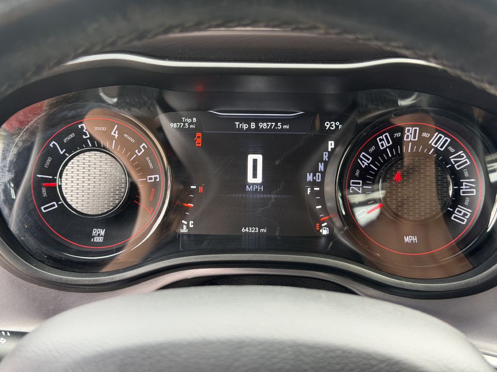 2019 Dodge Challenger Image 13