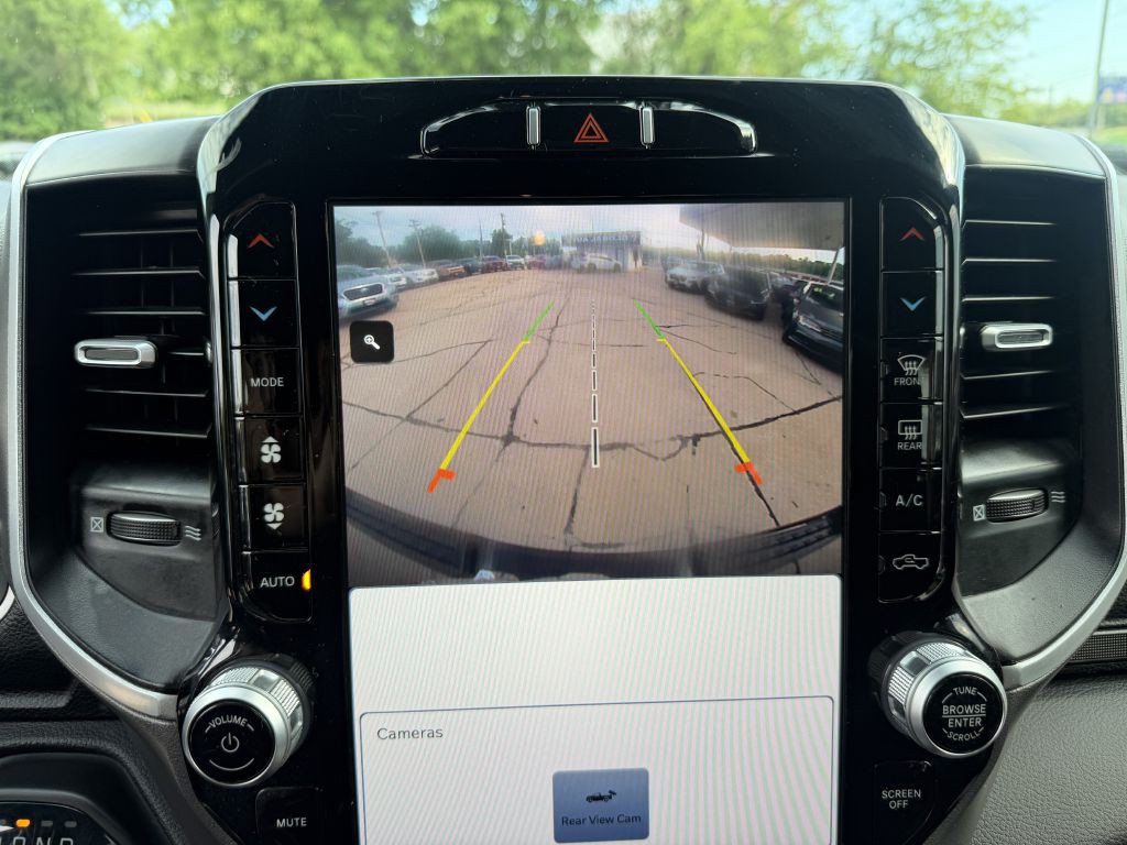 2023 RAM 1500 Image 14