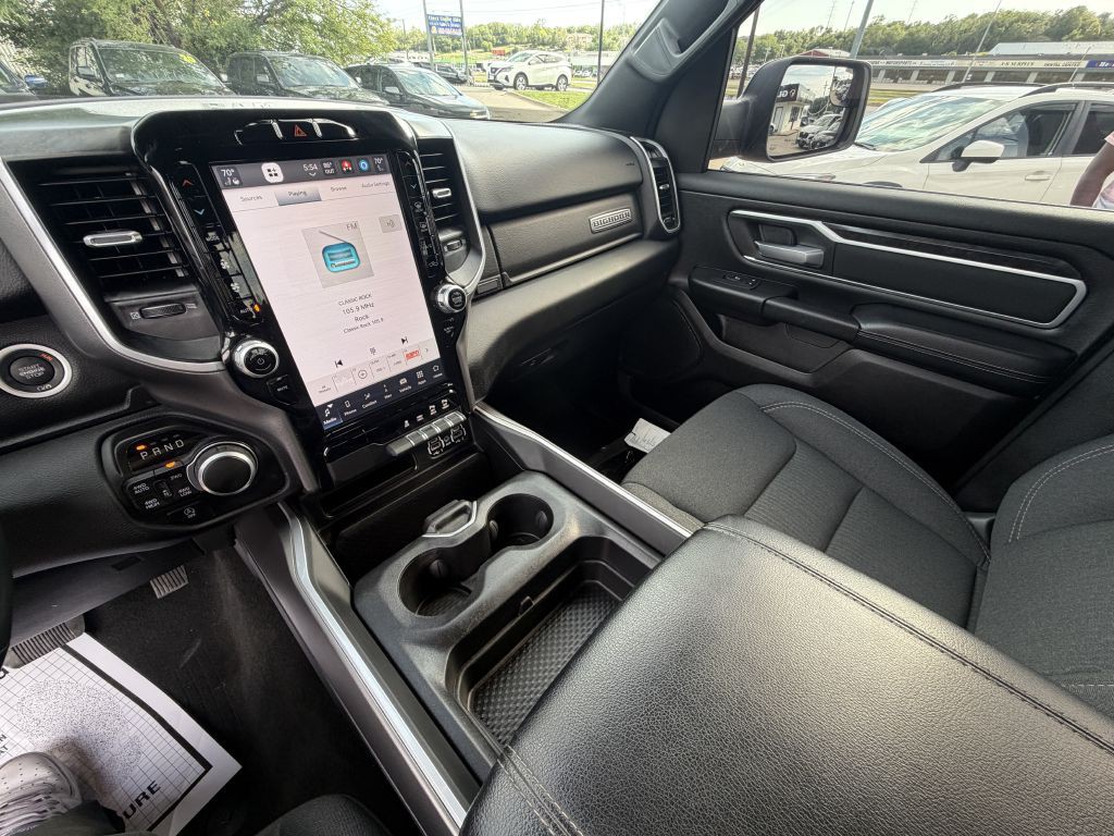 2023 RAM 1500 Image 15
