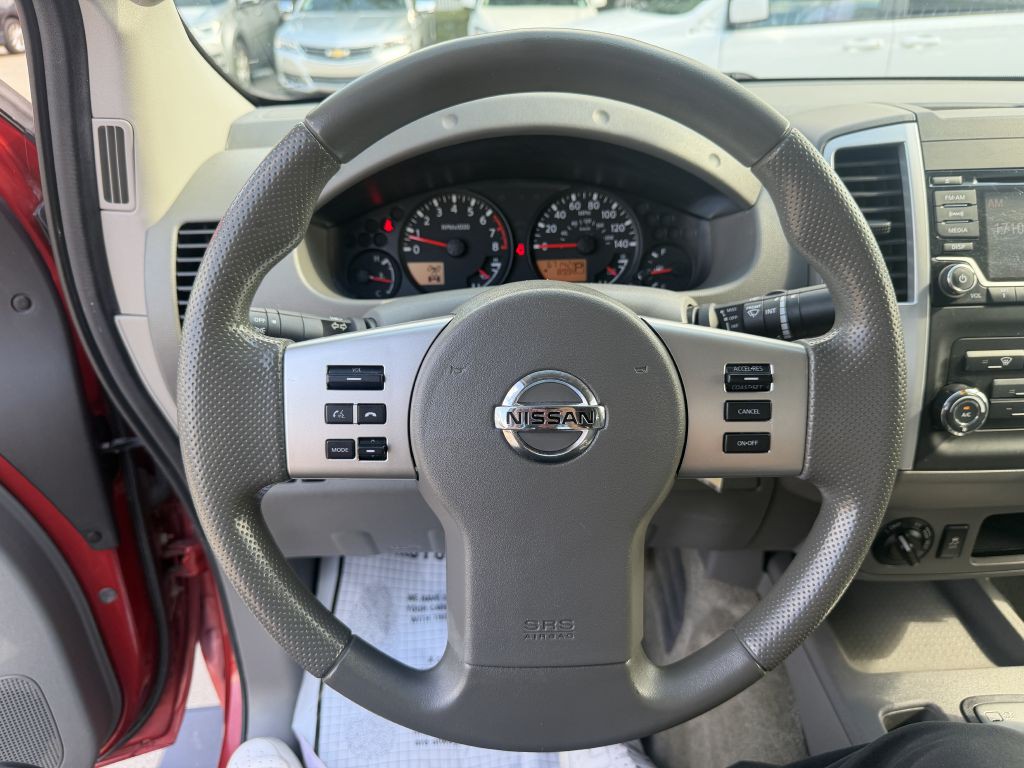 2016 Nissan Frontier Image 12