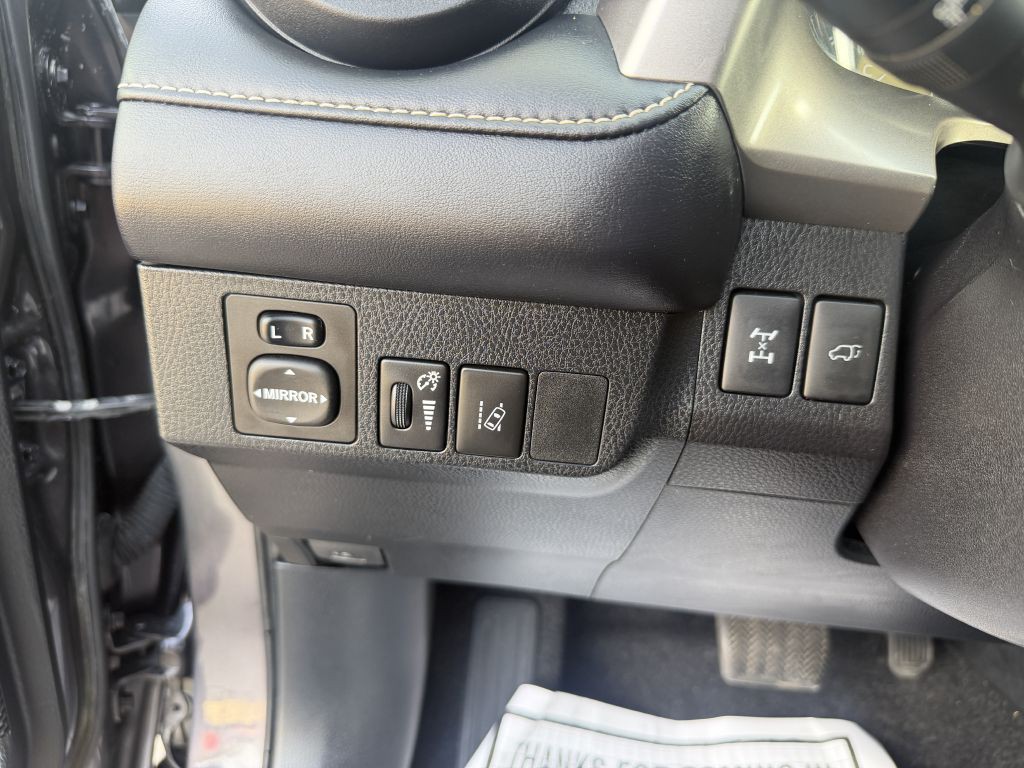 2018 Toyota Rav4 Image 12